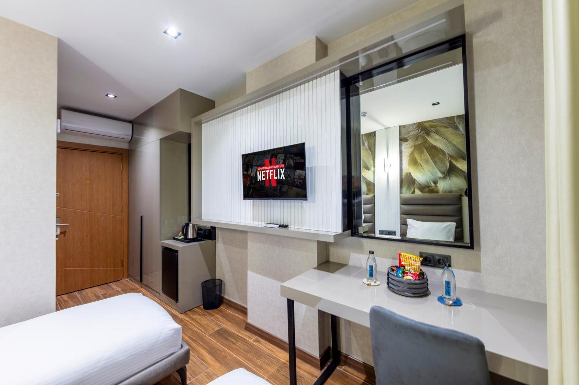 Arnavutkoy Dem Premium Hotel - Round Trip Airport Service - Istanbul International Airport מראה חיצוני תמונה